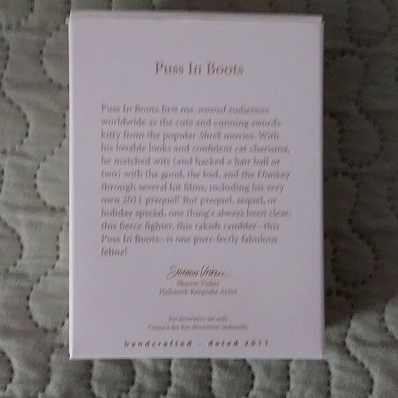 Puss in BOOTS 2011 Hallmark Ornament QXI2617 Old Stock - Picture 6 of 12